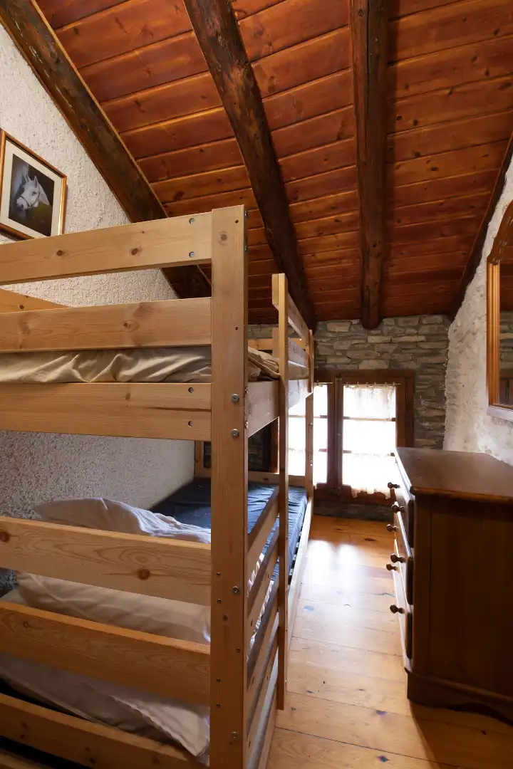 Dormitori de Finca rústica en venda en Bolvir amb Calefacció, Jardí privat i Parquet