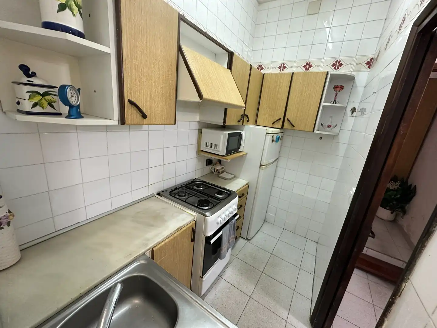 Bajo en venta en Carrer d'Enric Granados, imagen 2