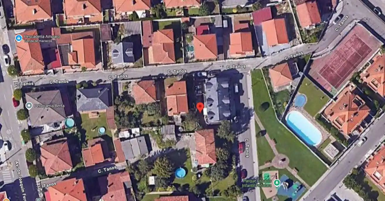 Vista exterior de Piso en venta en Torrelavega 