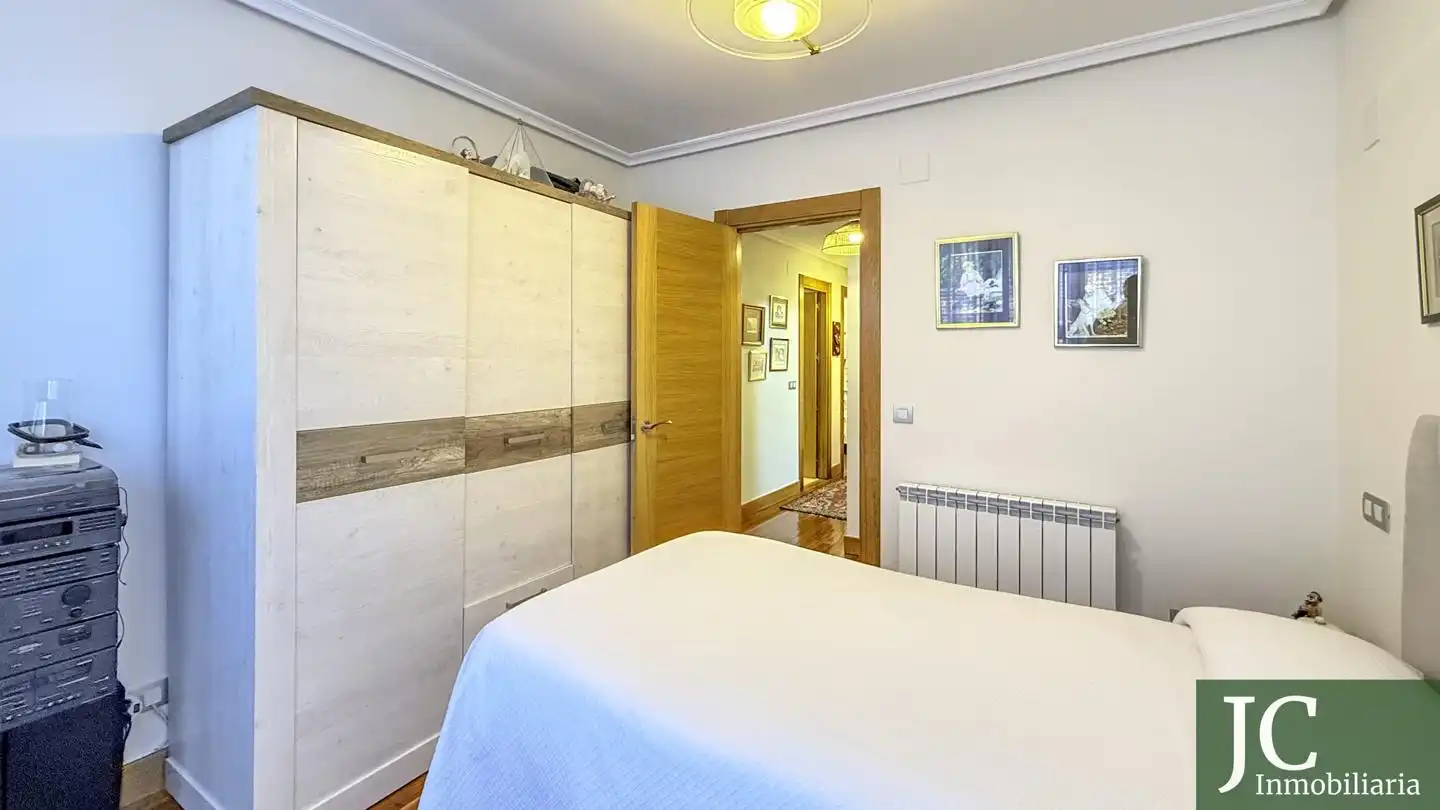 Habitación de Planta baja en venta en Guriezo con Calefacción y Terraza