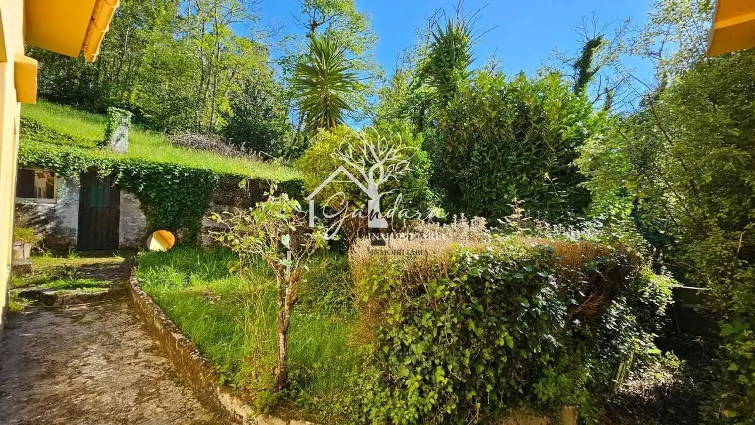 Jardí de Casa o xalet en venda en Ferrol amb Calefacció i Traster