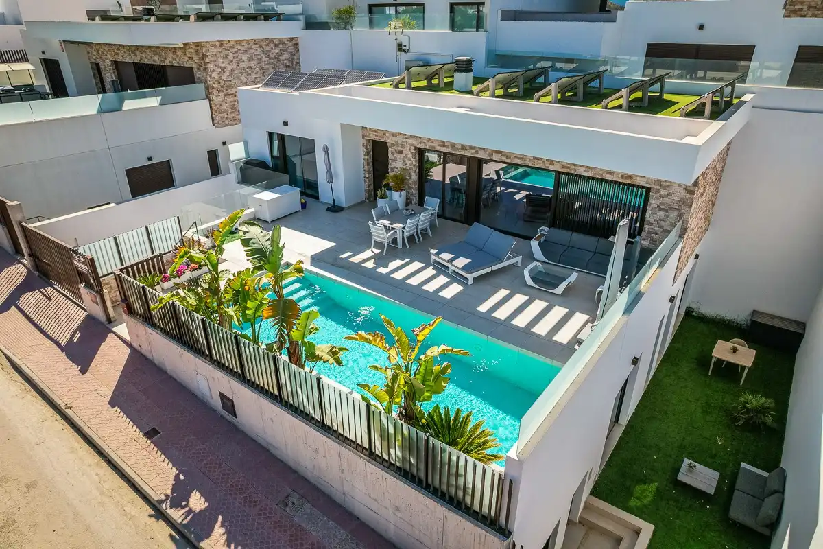 Casa con terraza en venta en Formentera del Segura, imagen 4