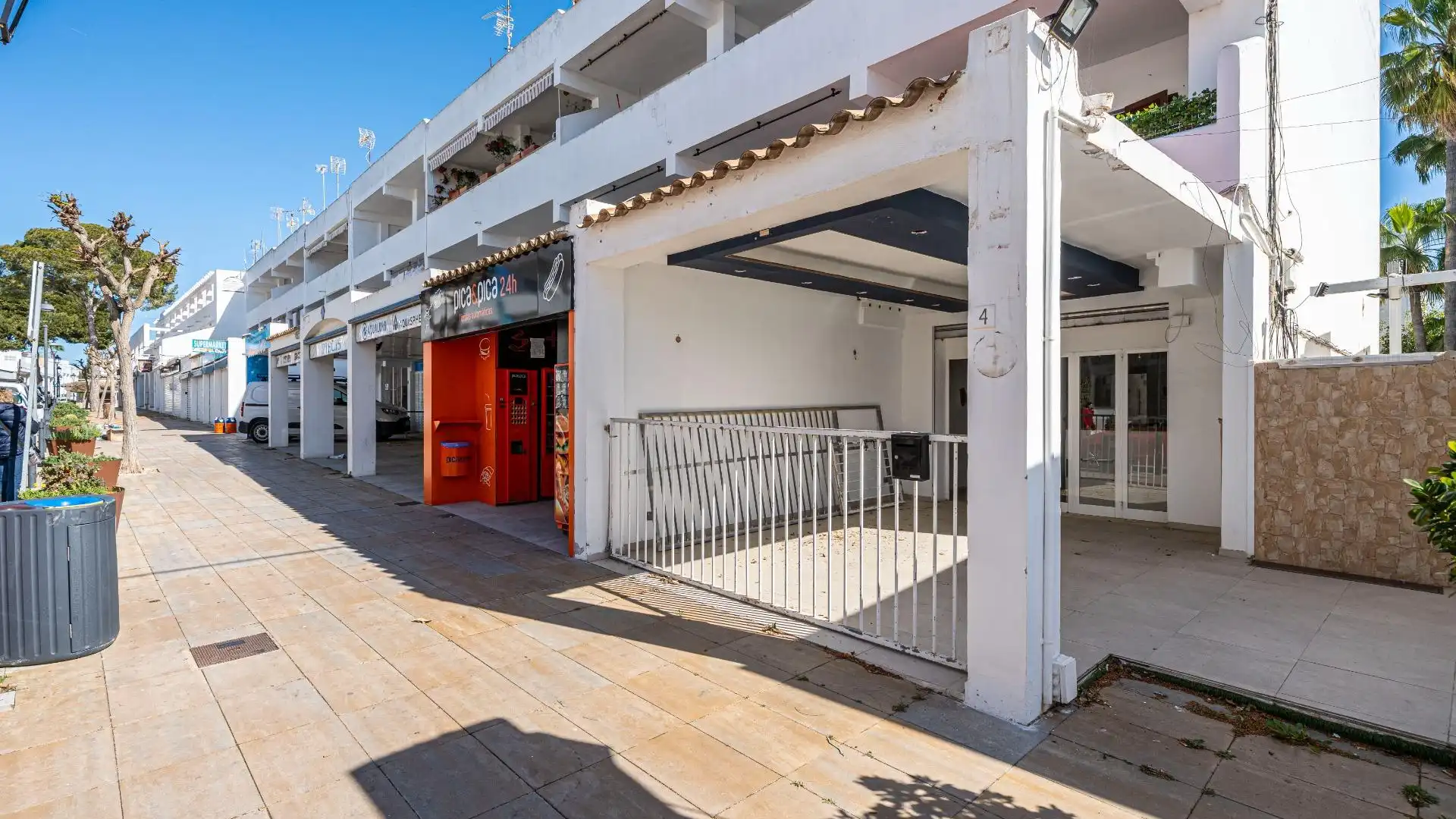 Außenansicht von Geschaftsraum zum Verkauf in Santanyí