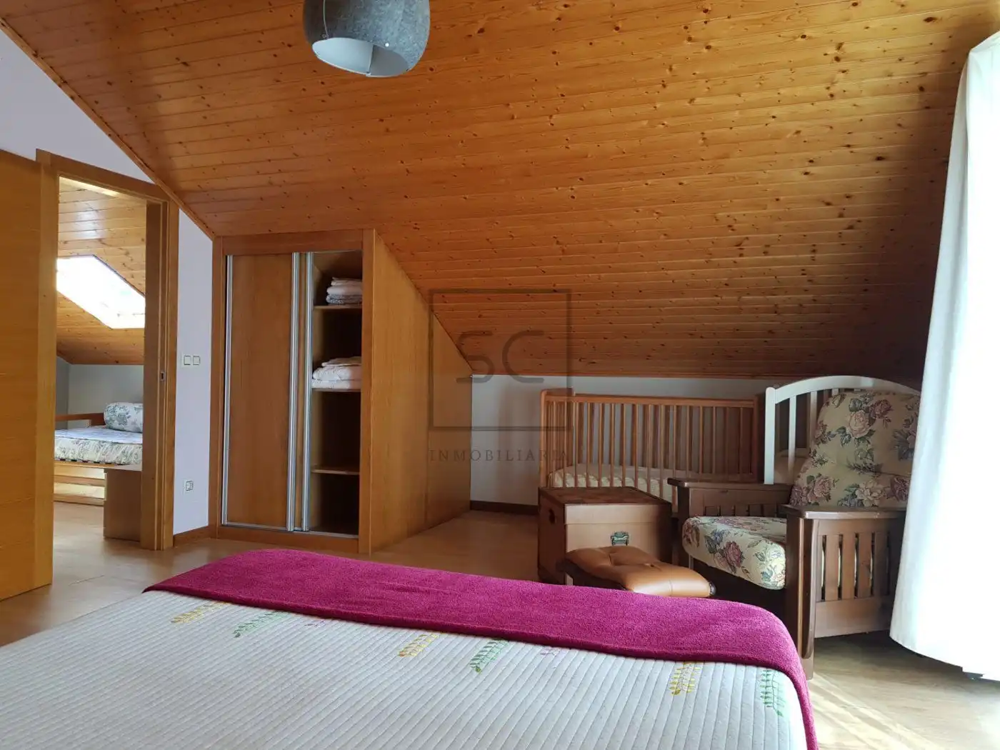 Schlafzimmer von Country house zum Verkauf in Laxe mit Heizung, Terrasse und Möbliert