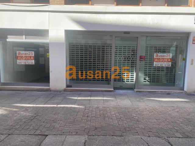 Local comercial en Alquiler en Isilla, 25 en Centro