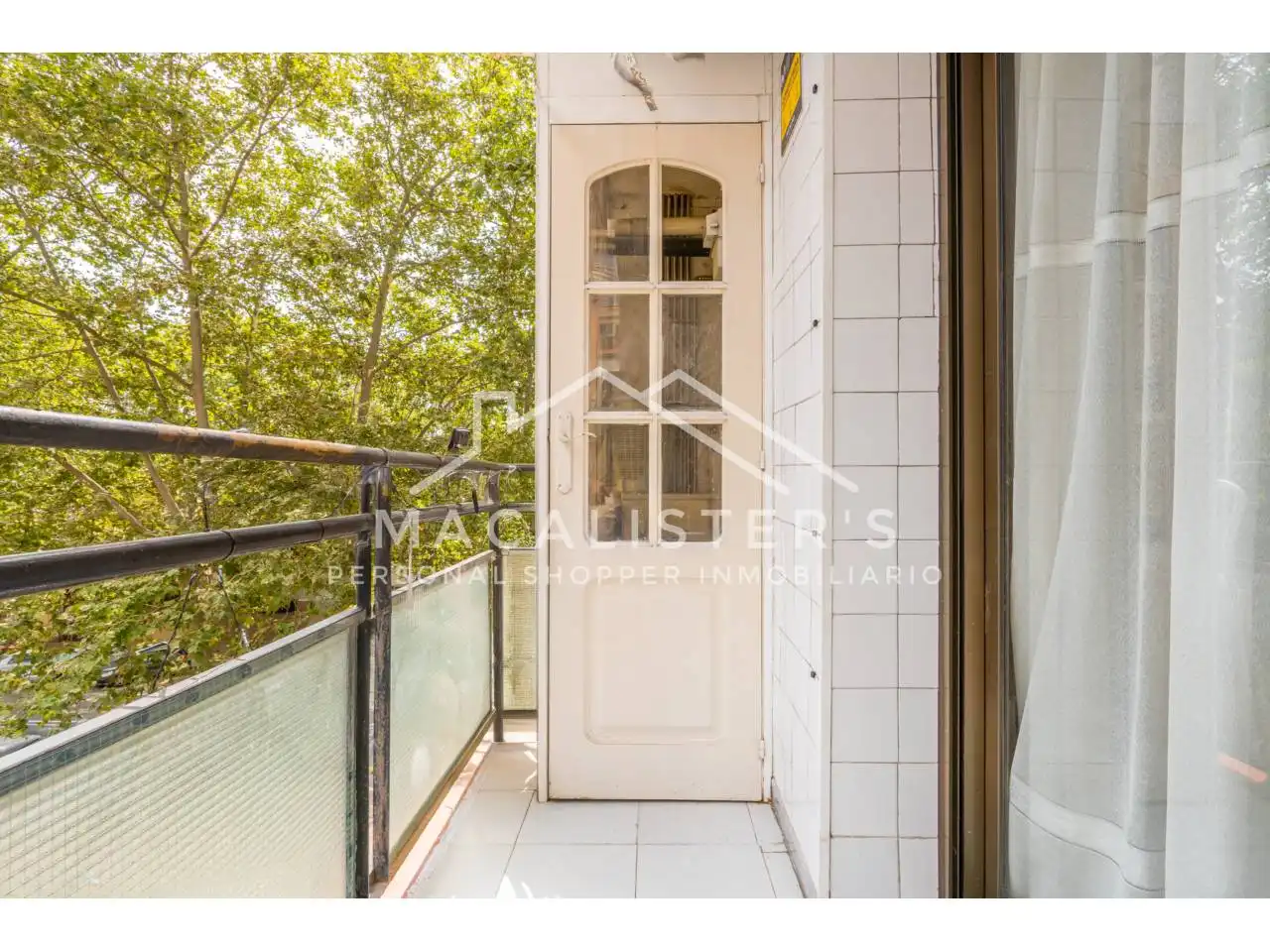 Balcony of Flat for sale in Barcelona  with Air Conditioner and Balcony