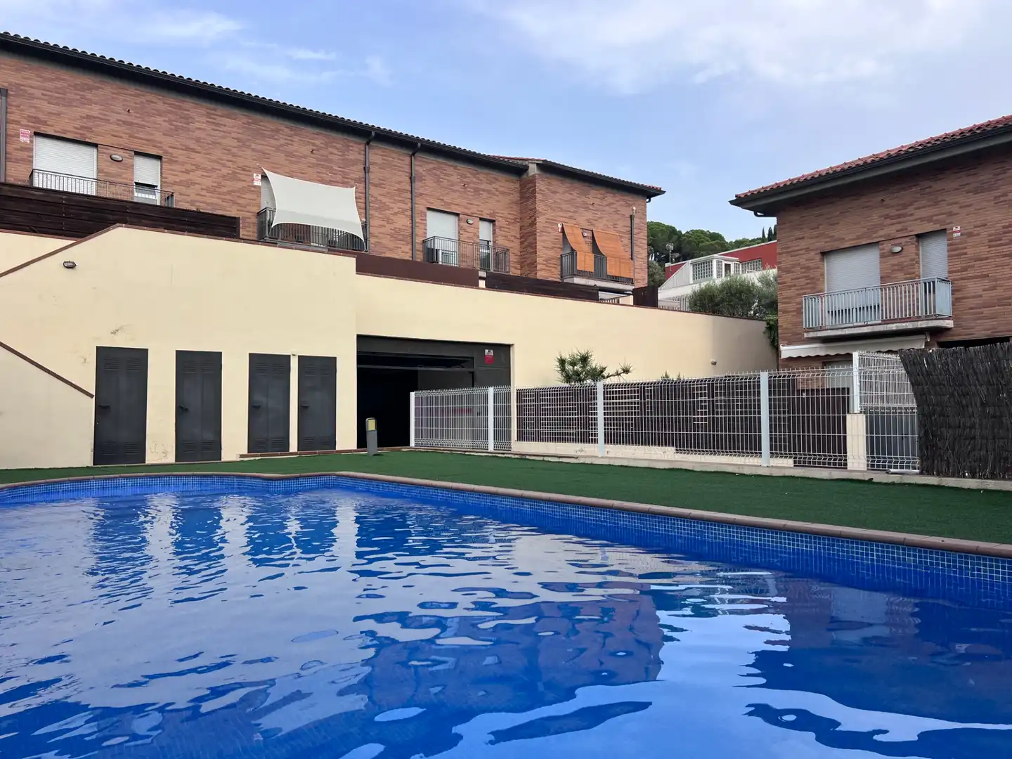 Piscina de Casa o chalet en venta en Canet de Mar con Aire acondicionado, Calefacción y Terraza