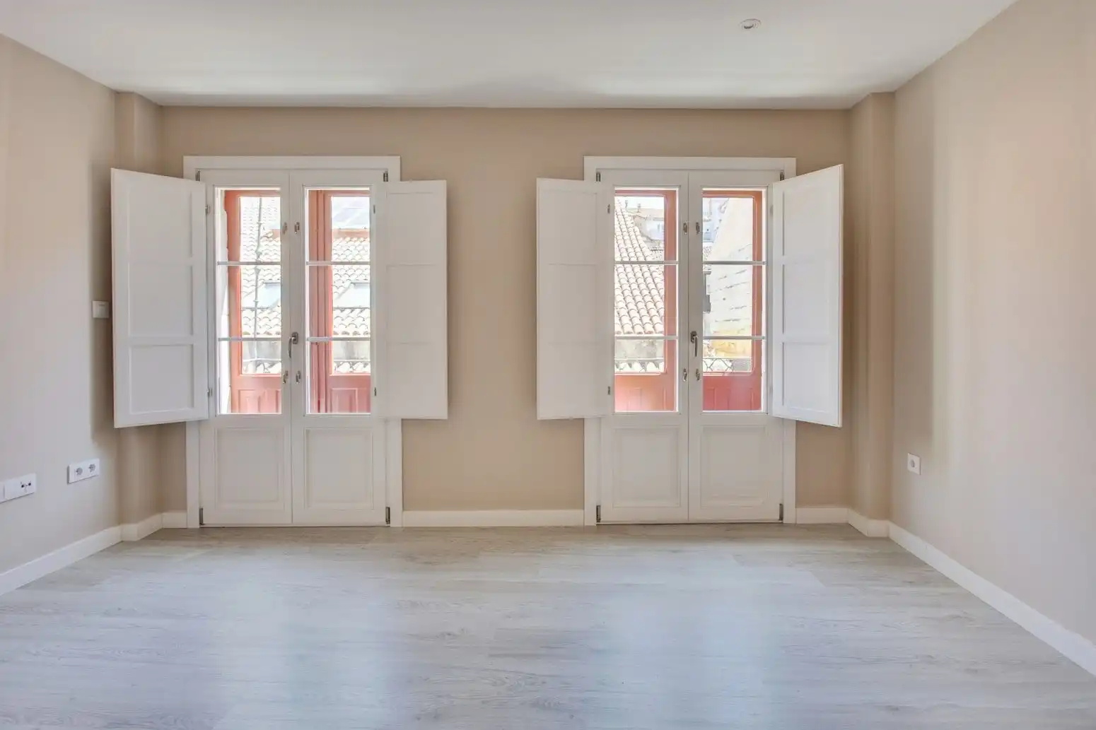 Wohnung zur Miete in Ourense Capital  mit Heizung und Terrasse