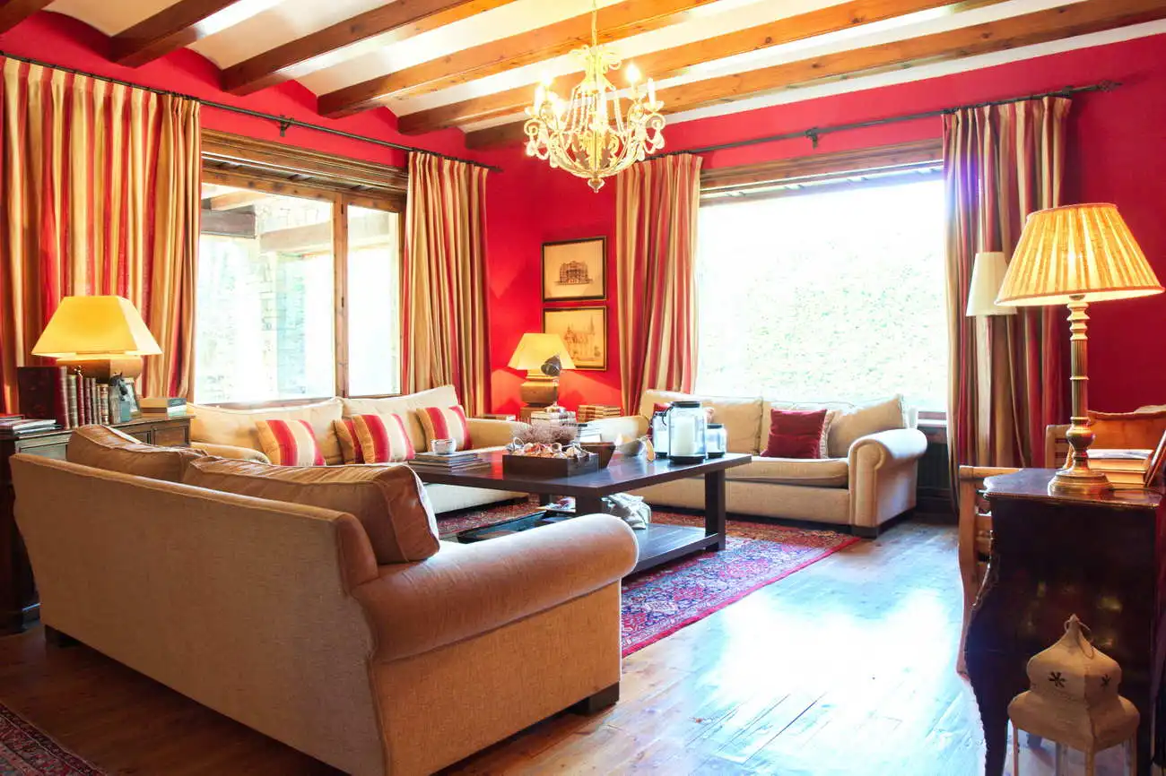 Sala de estar de Casa o chalet en venta en Camprodon con Calefacción, Jardín privado y Parquet