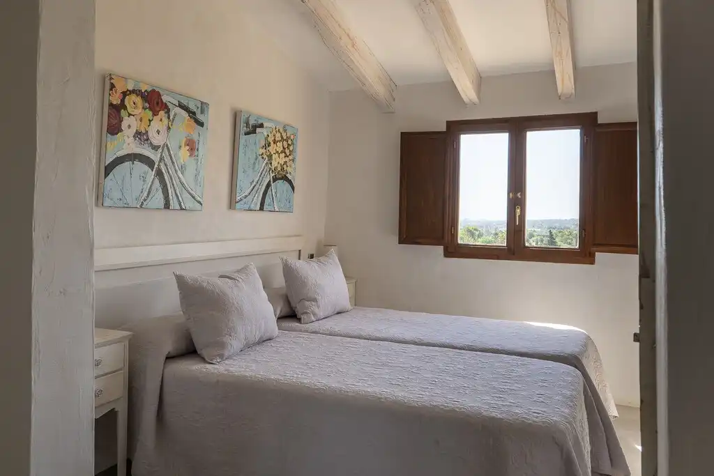 Dormitori de Finca rústica en venda en Pollença amb Aire condicionat, Calefacció i Jardí privat