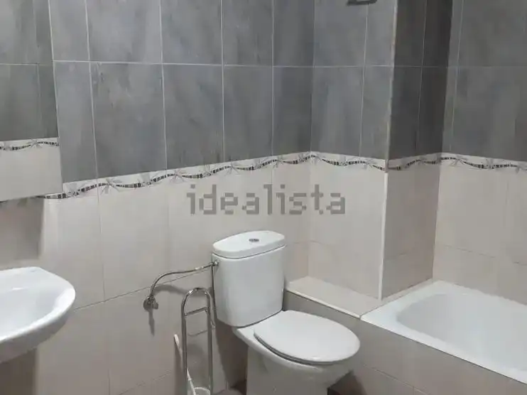 Bathroom of Flat for sale in Motilla del Palancar  with Balcony