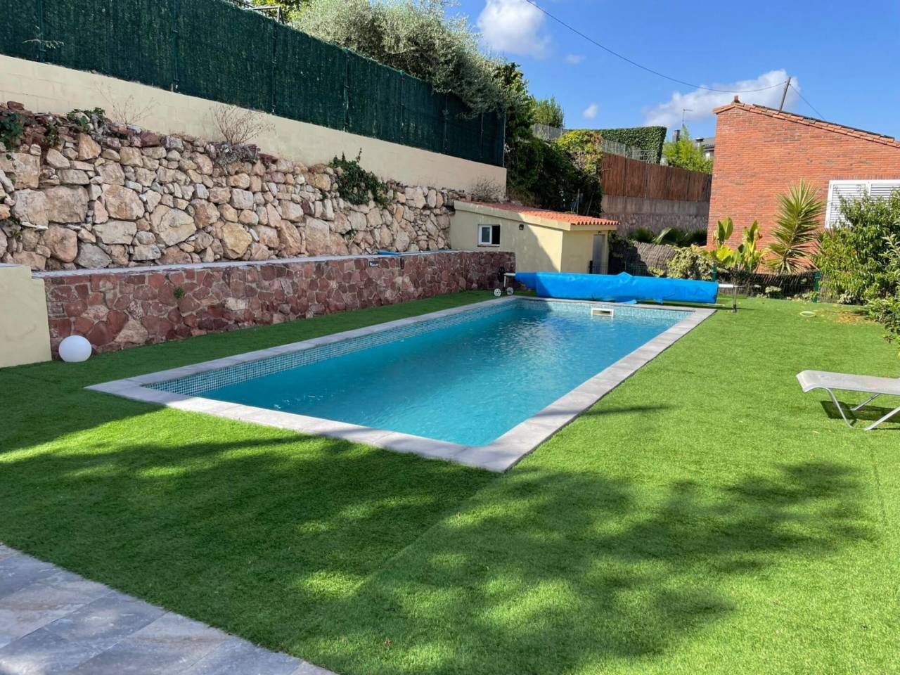 Swimming pool of House or chalet for sale in Corbera de Llobregat  with Private garden and Swimming Pool