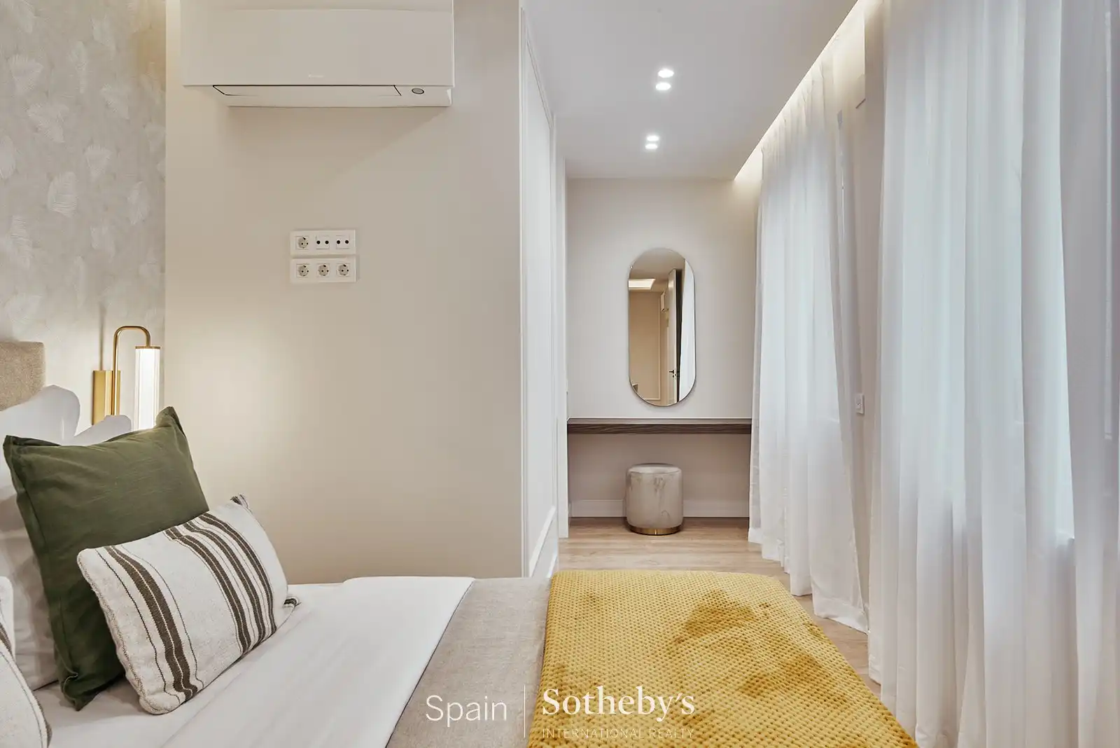 Apartment with lift for sale in Calle de Fernán González, imagen 15
