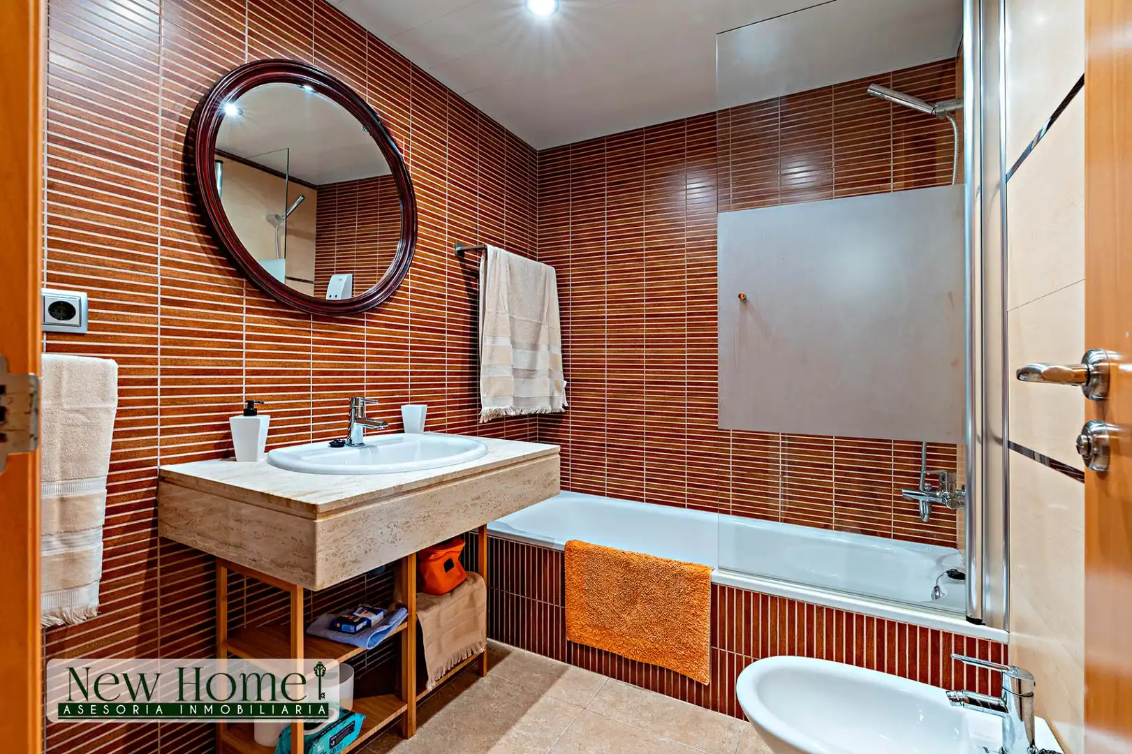 Badezimmer von Dachboden zum Verkauf in Roquetas de Mar mit Terrasse, Schwimmbad und Möbliert