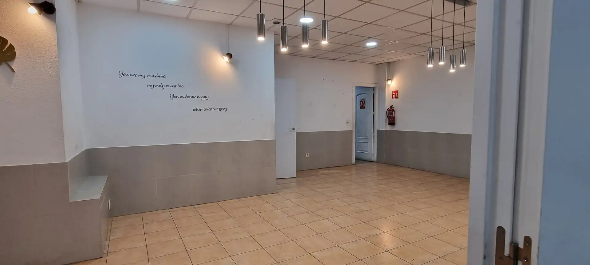 Business premises for sale in Calle Lago Blanco, imagen 40