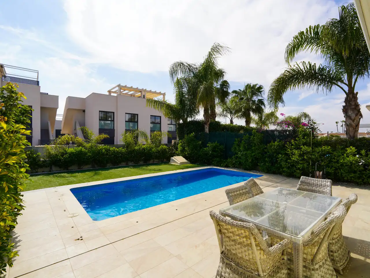 Swimming pool of Houses for sale in Rojales  with Air Conditioner, Heating and Private garden