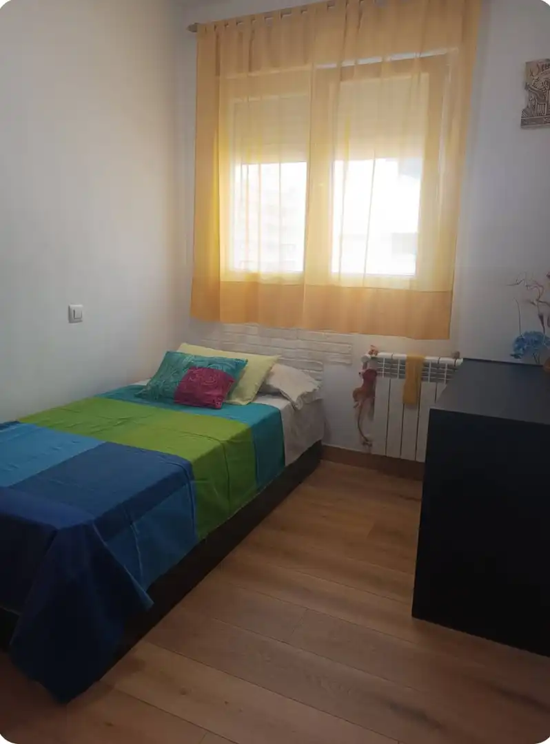 Schlafzimmer von Wohnung zum Verkauf in Madrid mit Klimaanlage, Heizung und Möbliert