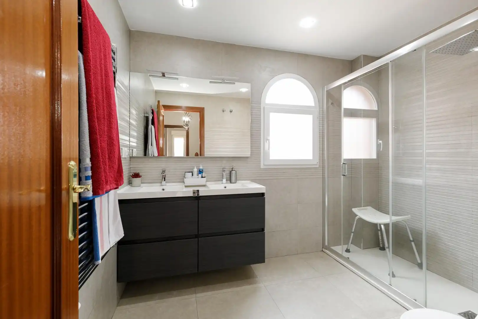 Baño de Casa adosada en venta en Granada con Aire acondicionado, Calefacción y Terraza