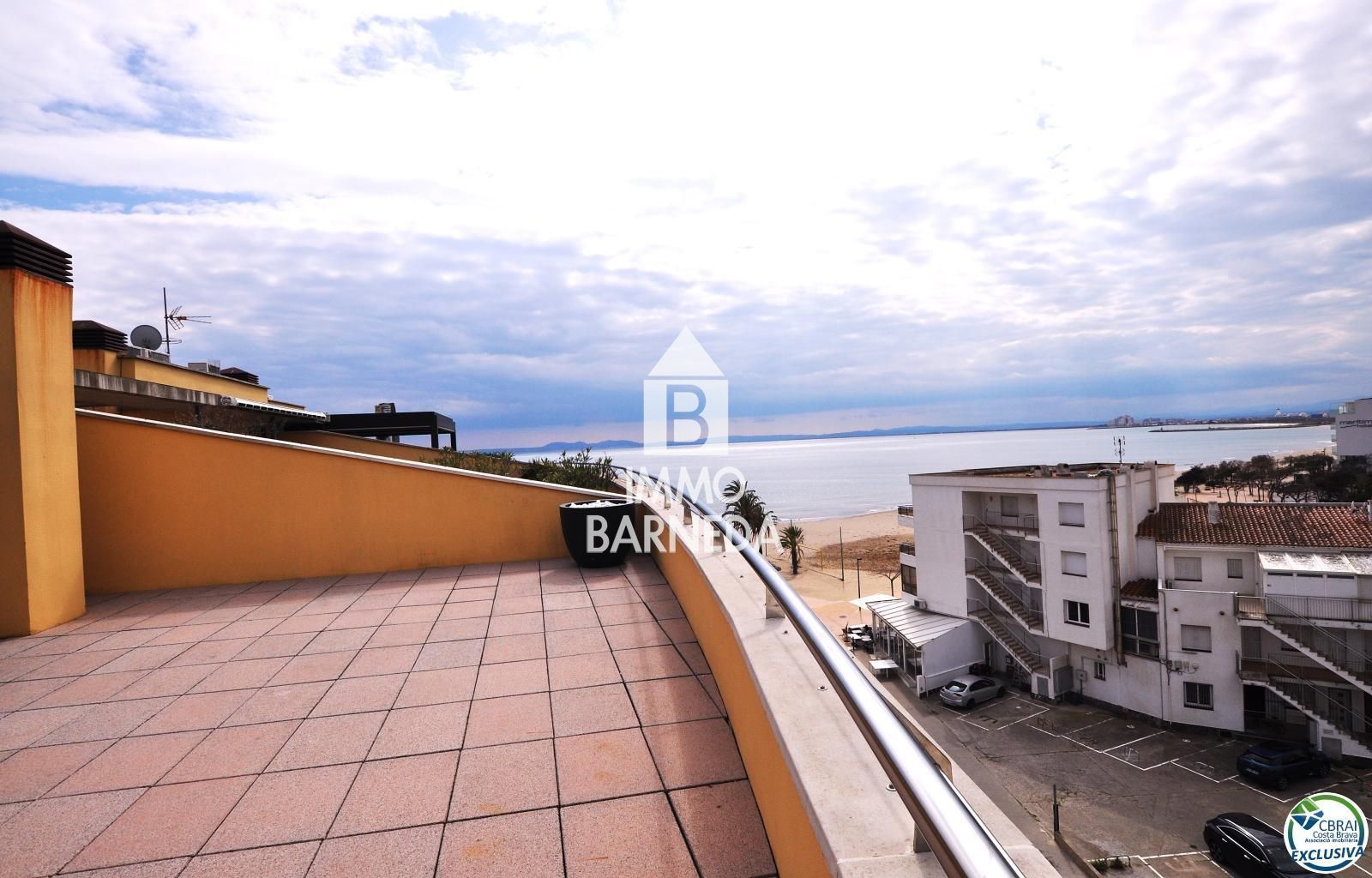 Terrasse von Wohnung zum Verkauf in Roses mit Klimaanlage, Heizung und Terrasse