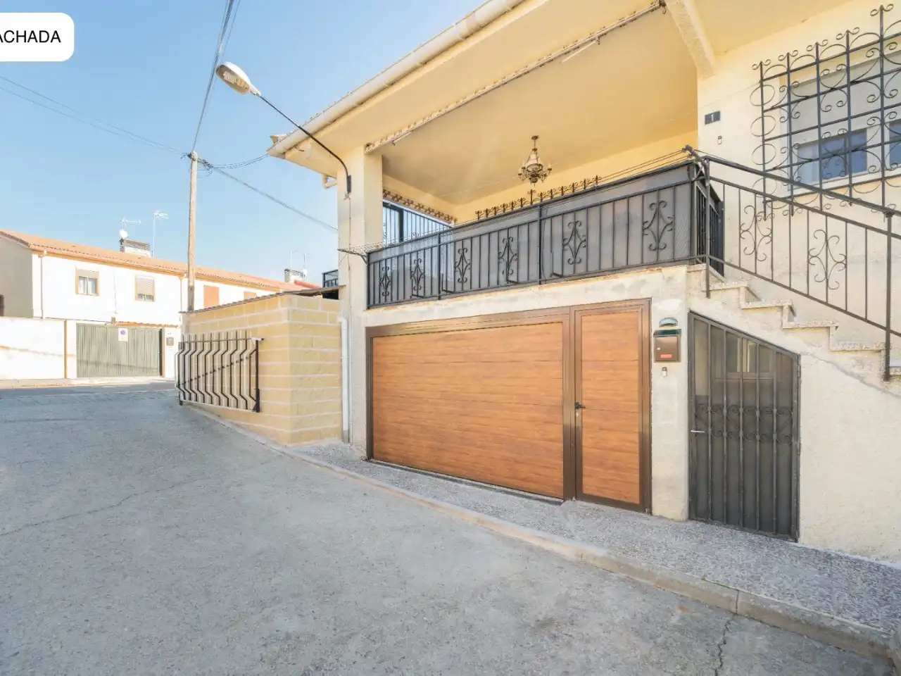 Vista exterior de Casa o chalet en venta en Navalagamella, Madrid