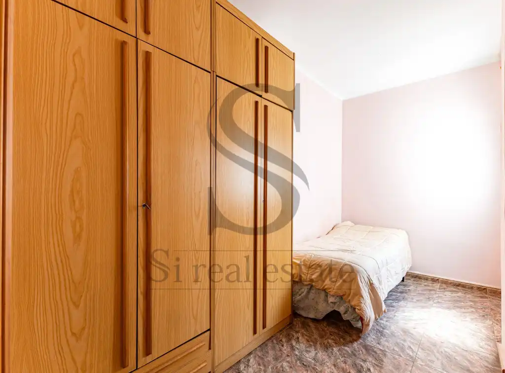 Habitación de Ático en venta en Barcelona con Terraza y Horno