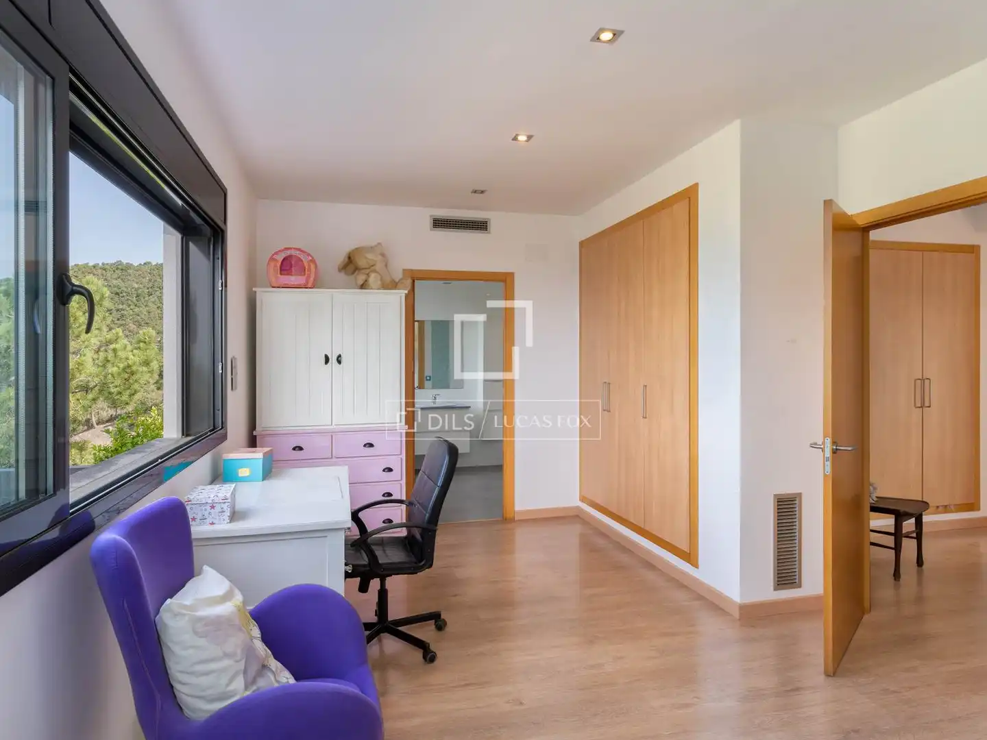 Schlafzimmer von Haus oder Chalet zum Verkauf in Lloret de Mar mit Klimaanlage, Privatgarten und Terrasse