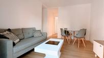 Living room of Flat to rent in  Madrid Capital  with Air Conditioner, Heating and Terrace