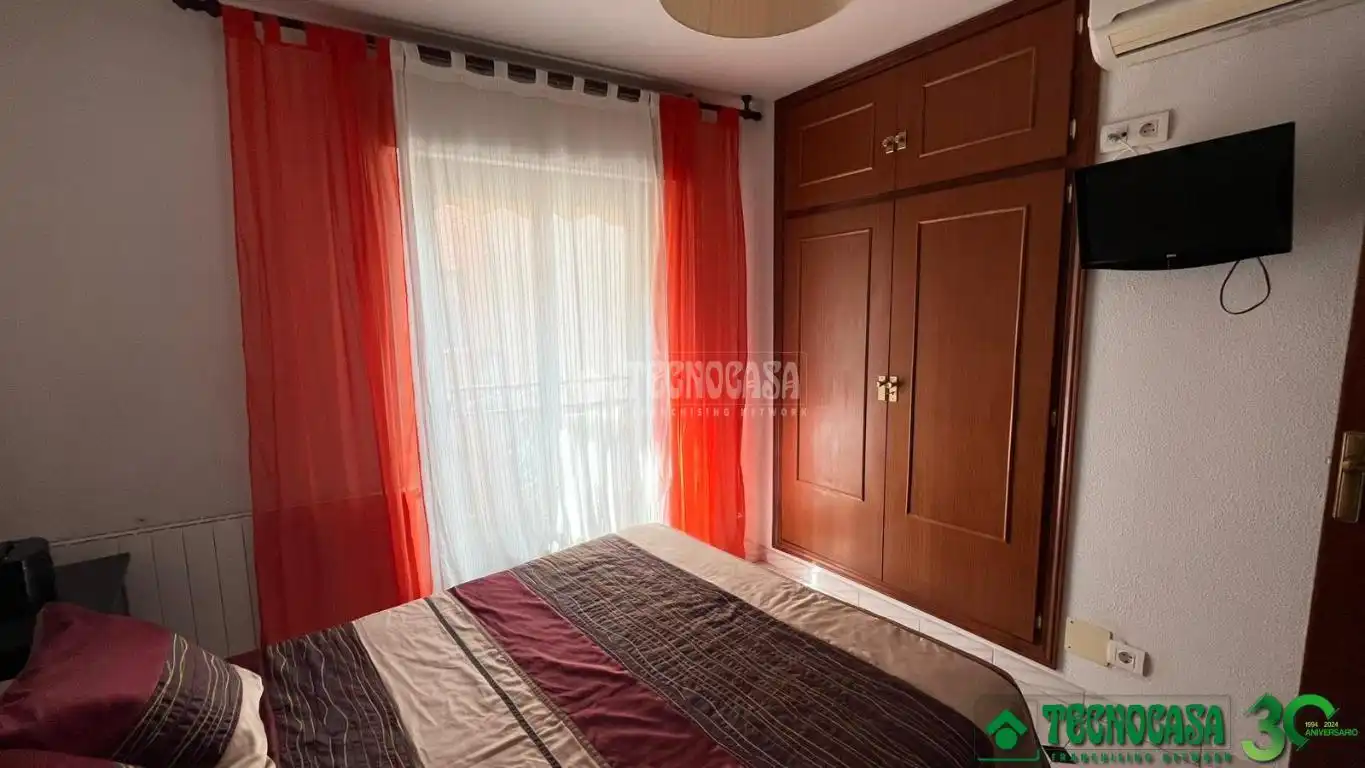 Schlafzimmer von Einfamilien-Reihenhaus zum Verkauf in San Esteban del Valle mit Klimaanlage und Heizung