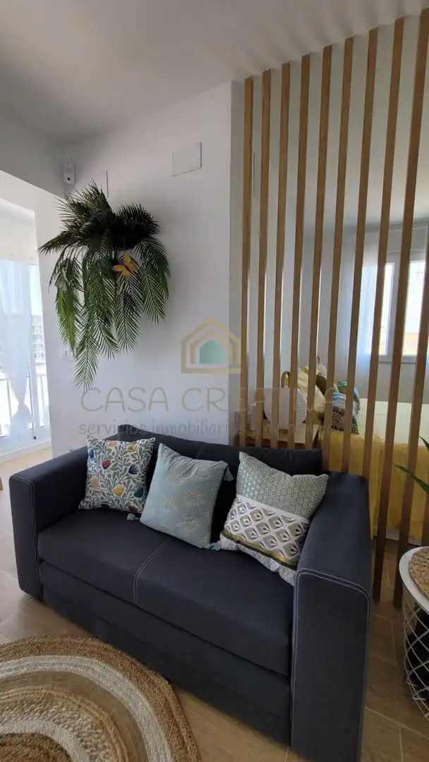 Sala de estar de Estudio en venta en Sueca con Aire acondicionado, Calefacción y Amueblado