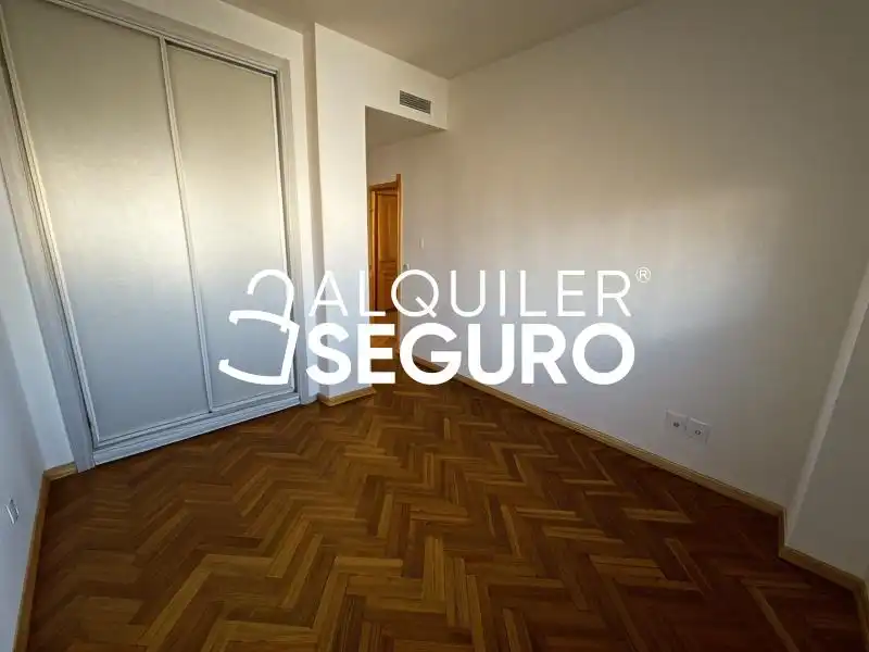 Piso con ascensor en alquiler en del Corazón de María, imagen 8