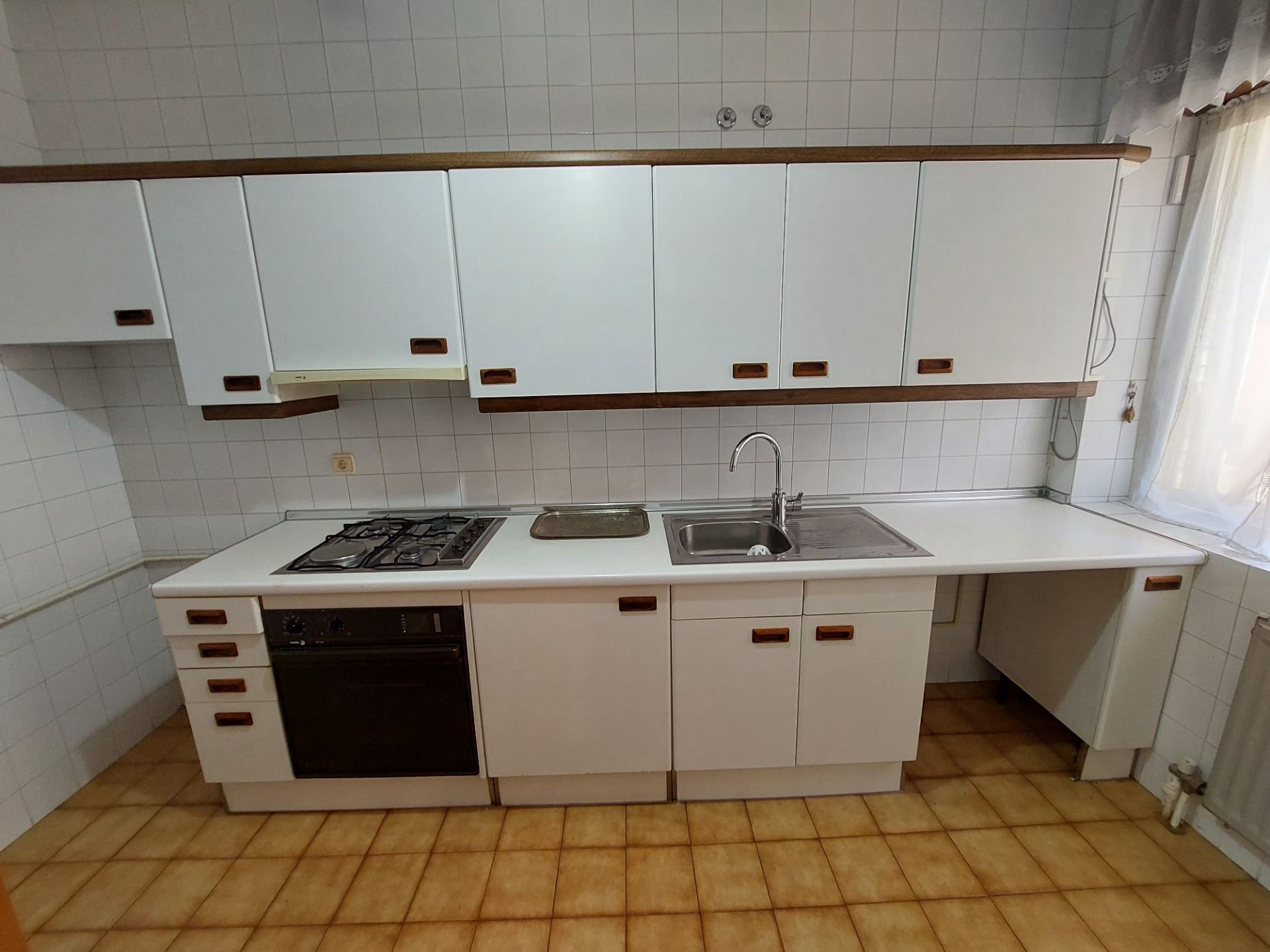 Apartment for sale in Villa Pilar, Centro, Burgos Capital