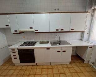 Cuina de Apartament en venda en Burgos Capital amb Calefacció i Traster