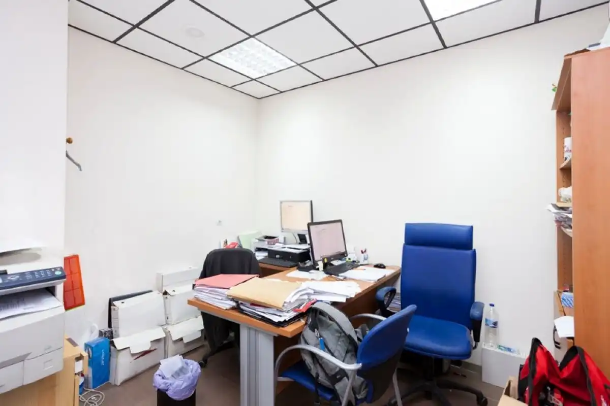 Local en venda a Calle BALLESTEROS, FLORENTINO, 28, Las Fuentes