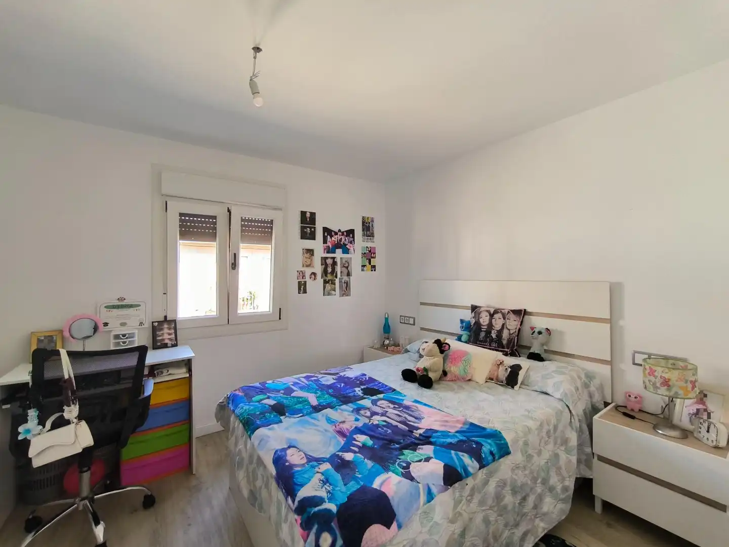 Dormitori de Casa adosada en venda en Pontevedra Capital  amb Terrassa i Traster