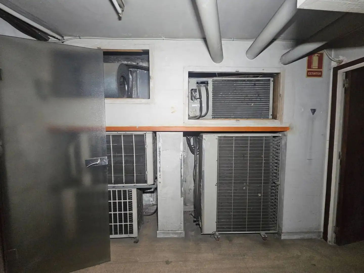 Business premises for sale in Carrer MARTI GRIVE, imagen 36