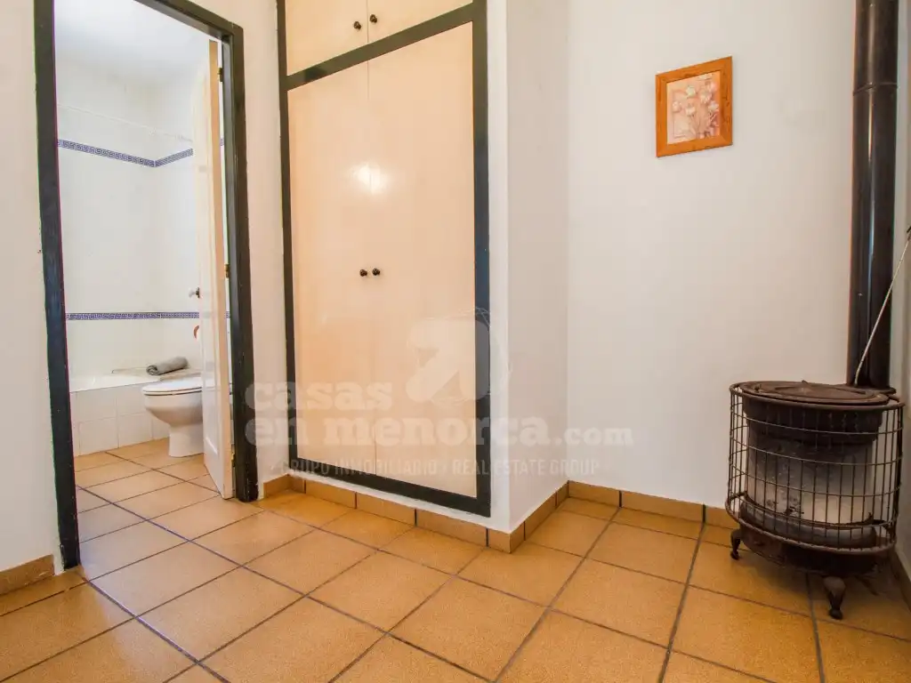 Finca rústica en venta en Es Castell con Aire acondicionado, Terraza y Piscina
