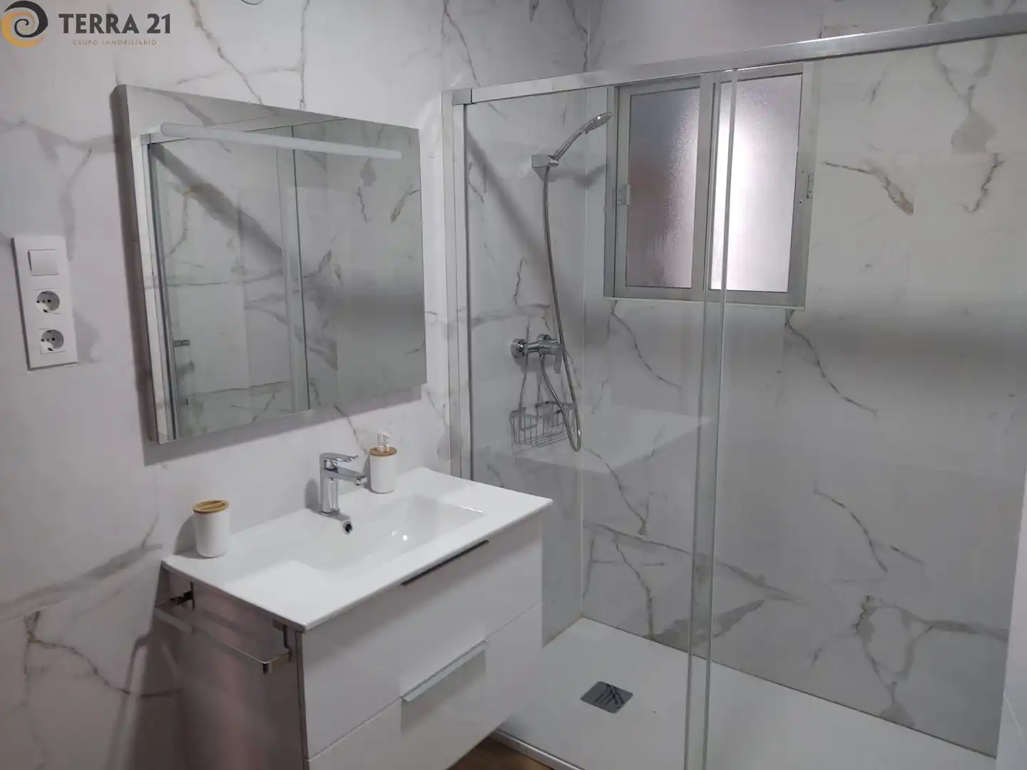Baño de Piso de alquiler en Jaén con Aire acondicionado