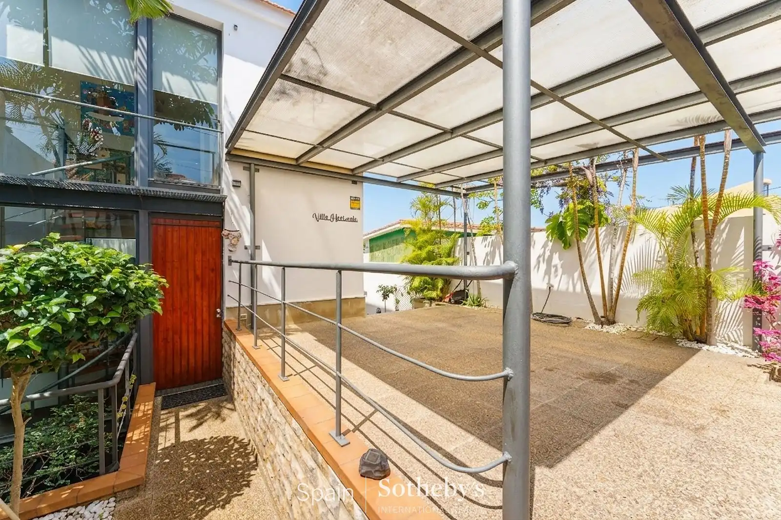 Vista exterior de Casa o xalet en venda en Santa Úrsula amb Aire condicionat, Calefacció i Jardí privat