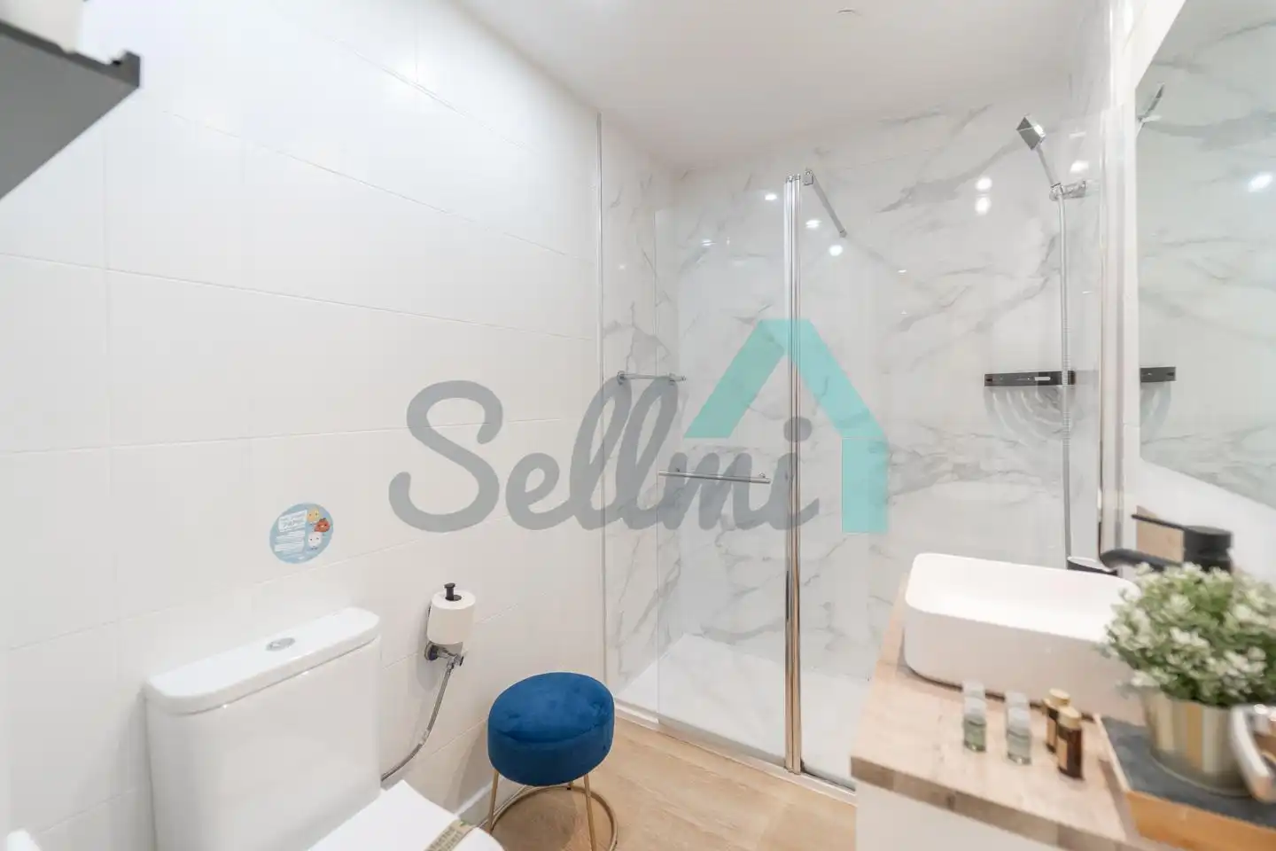 Baño de Planta baja de alquiler en Oviedo  con Calefacción, Terraza y Amueblado