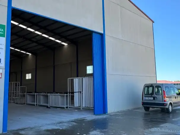 Außenansicht von Geschaftsraum zum Verkauf in Quintana de la Serena mit Alarm