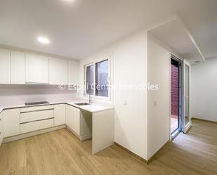 Kitchen of Planta baja for sale in Terrassa  with Air Conditioner