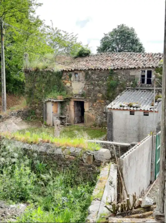 Außenansicht von Country house zum Verkauf in Carballo