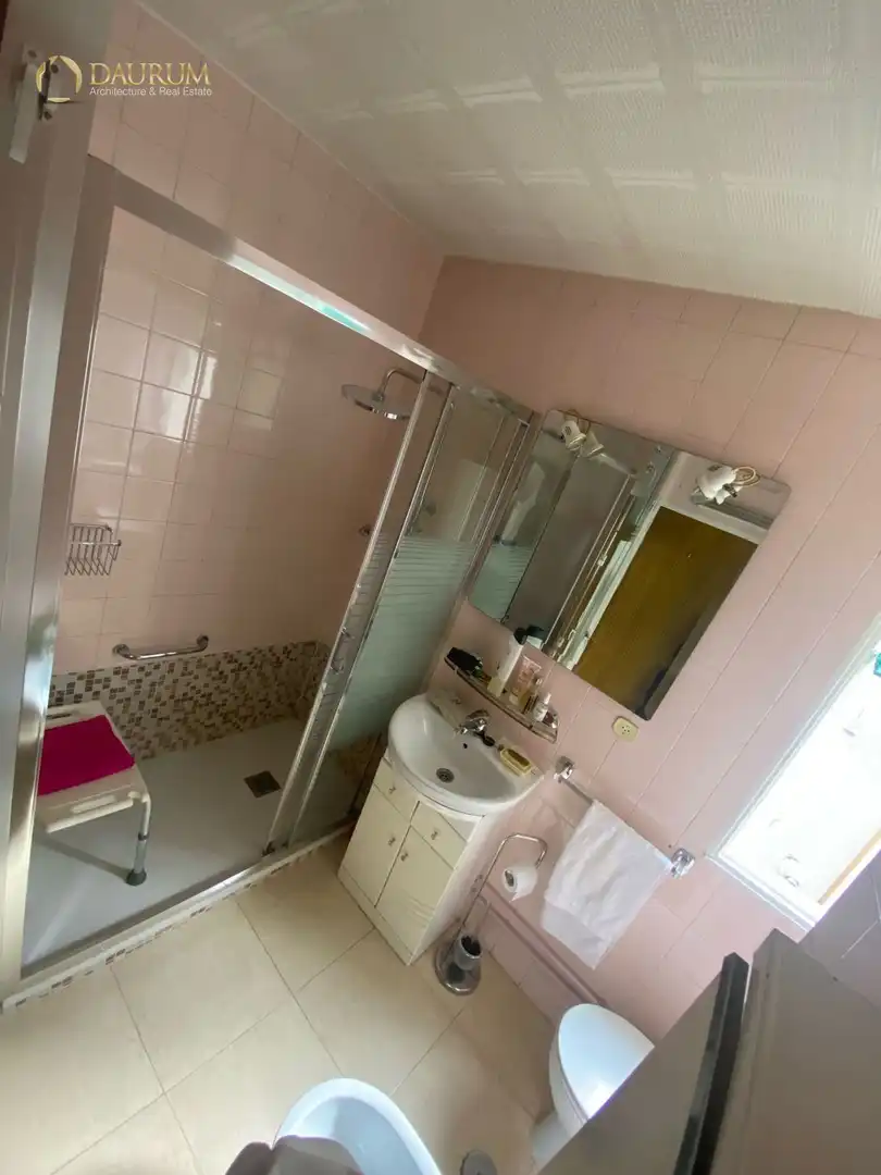 Bathroom of Attic for sale in Madrid  with Air Conditioner, Heating and Terrace