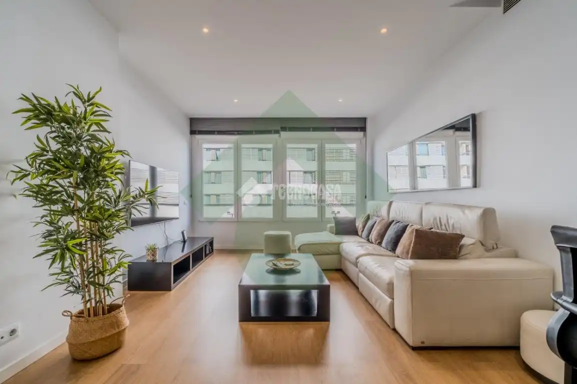 Wohnzimmer von Wohnung zur Miete in Madrid