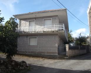 Exterior view of House or chalet for sale in Xunqueira de Ambía