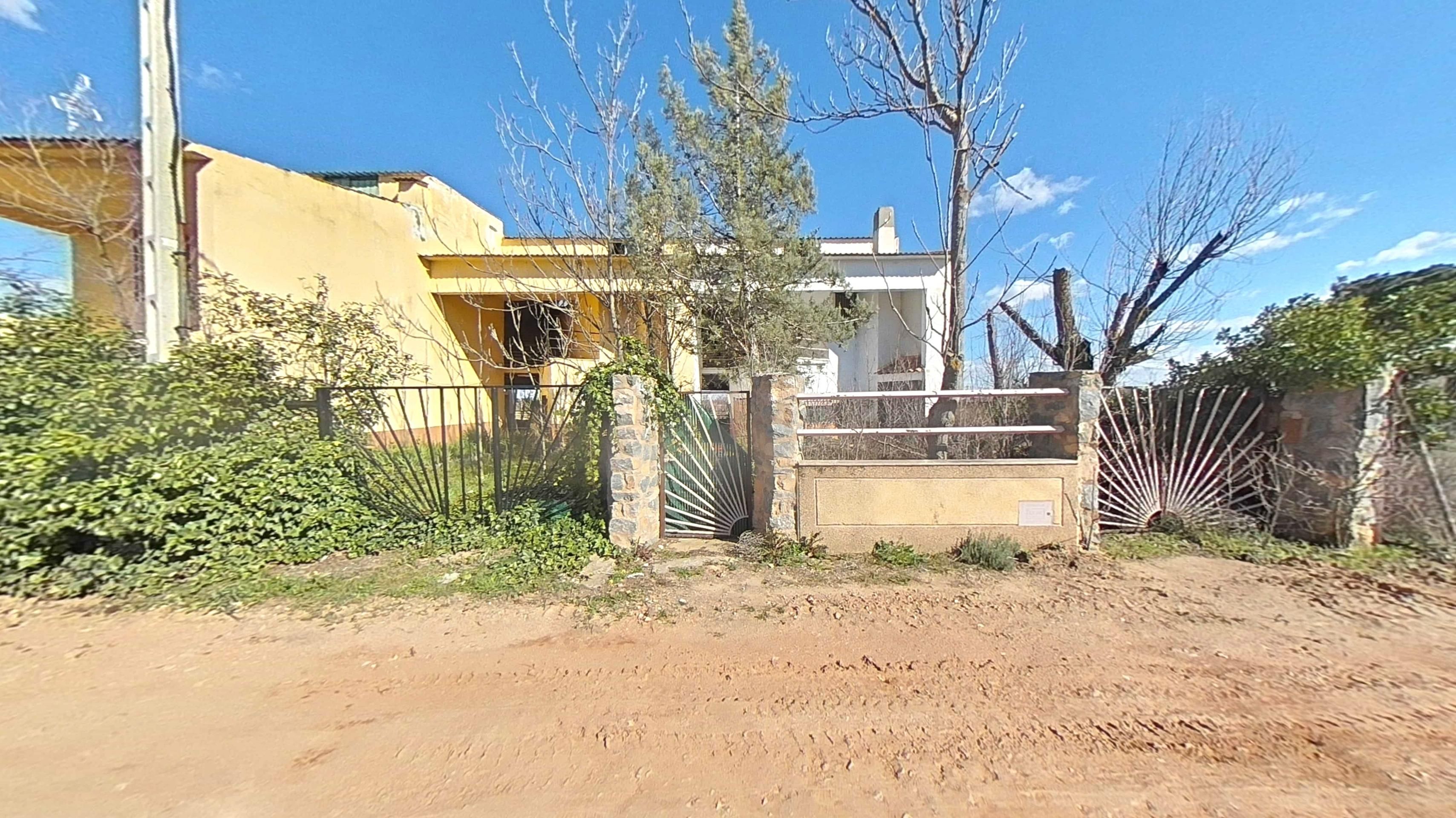 Casa o xalet en venda en Villafranca de los Caballeros amb Jardí privat i Terrassa