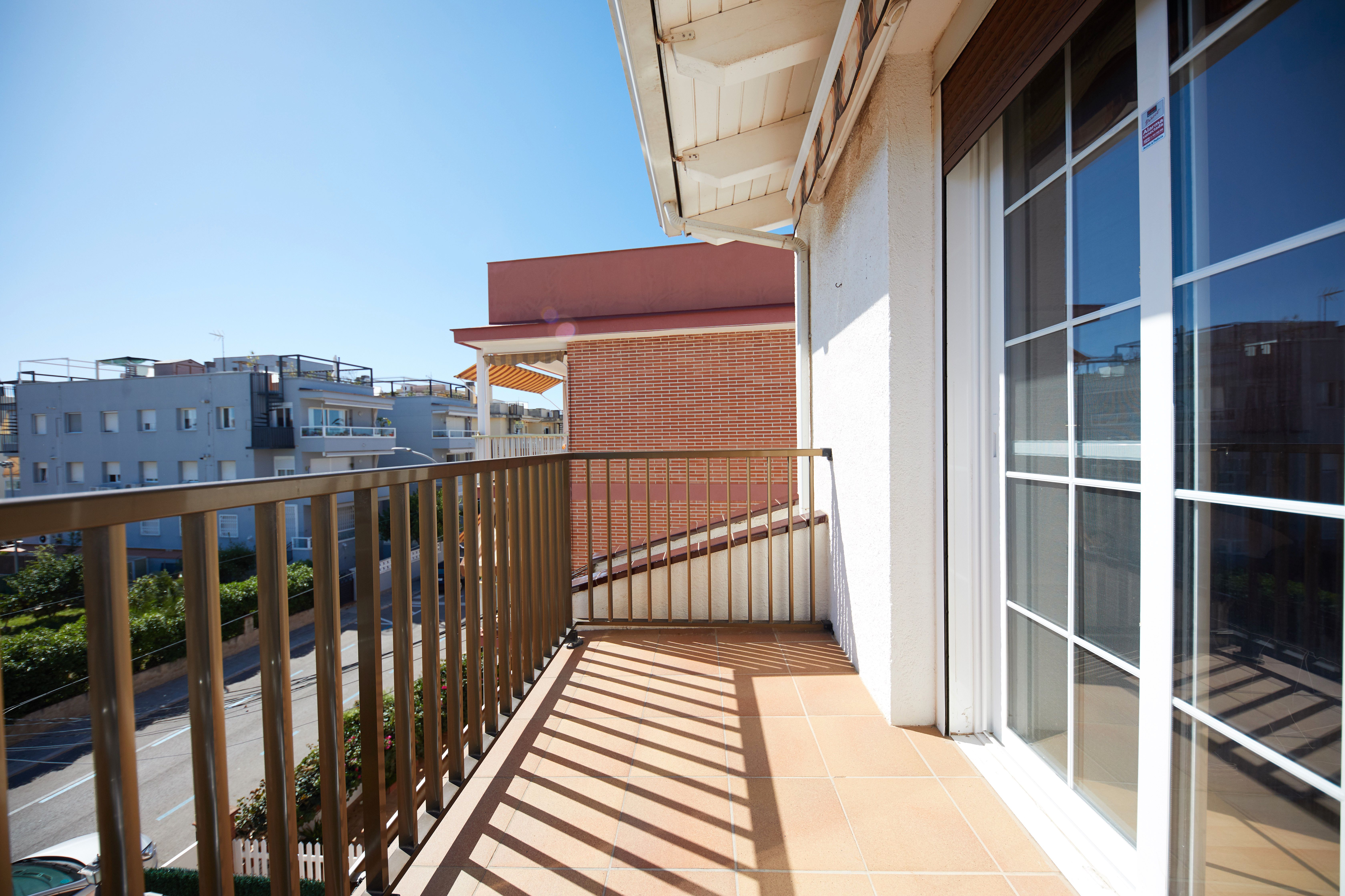 Casa adosada en venda a Carrer del Vendrell, Marítim