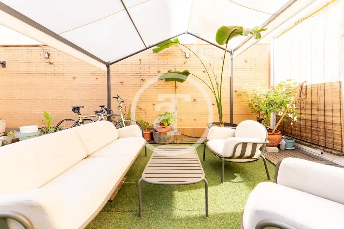 Terraza de Dúplex de alquiler en Madrid con Calefacción, Amueblado y Horno