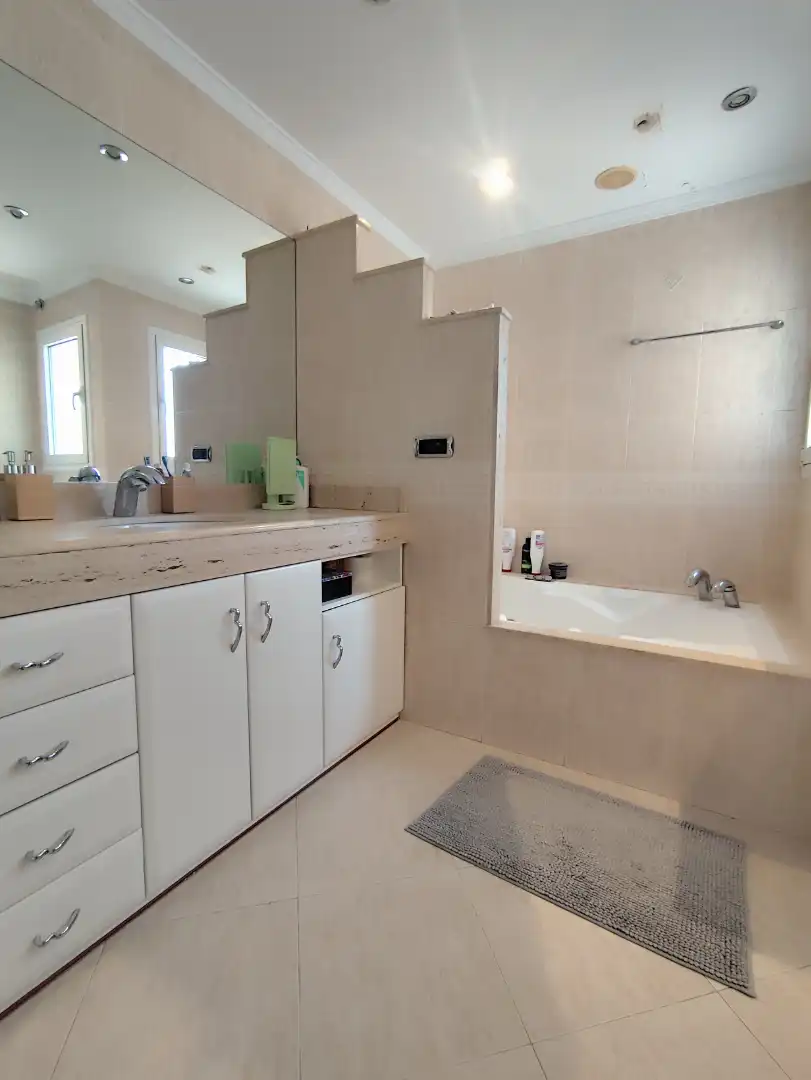 Bathroom of Flat for sale in Vilanova del Camí  with Air Conditioner, Heating and Oven