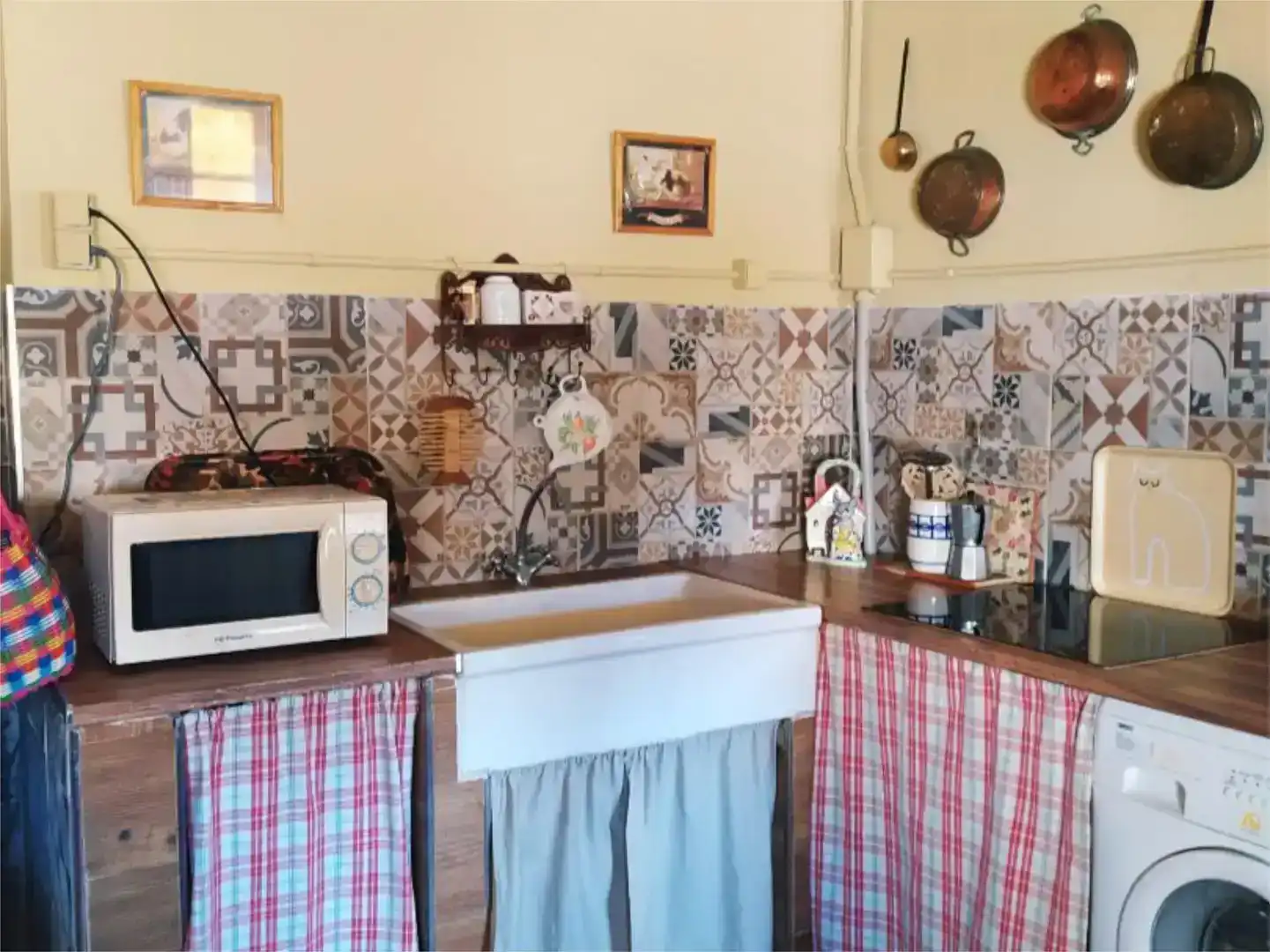Cuina de Casa o xalet en venda en Cea amb Jardí privat, Parquet i Traster
